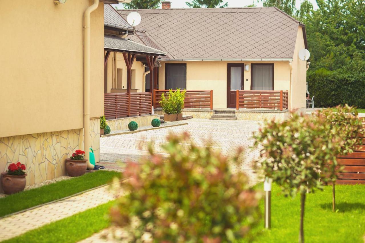 Apartman Szanyi Buk Exterior photo