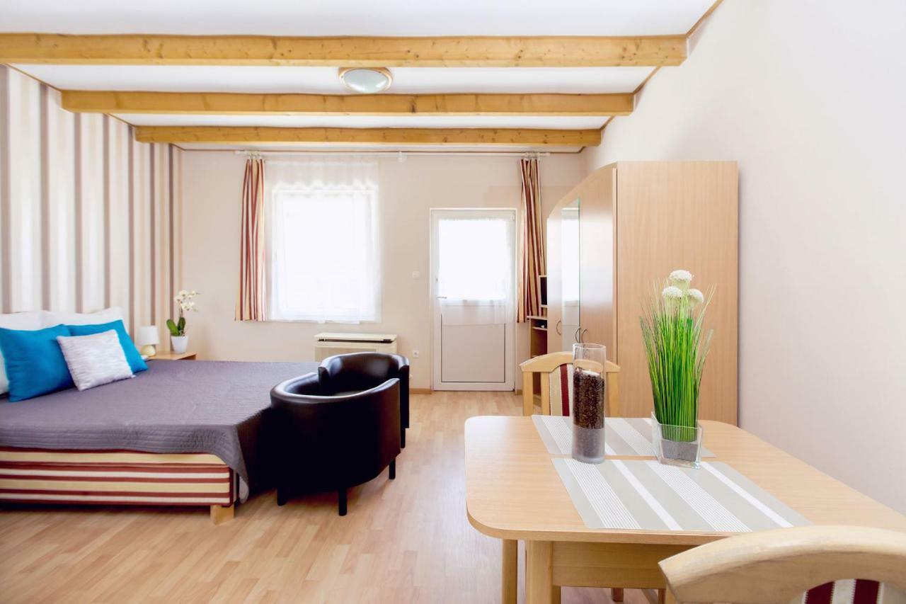 Apartman Szanyi Buk Exterior photo